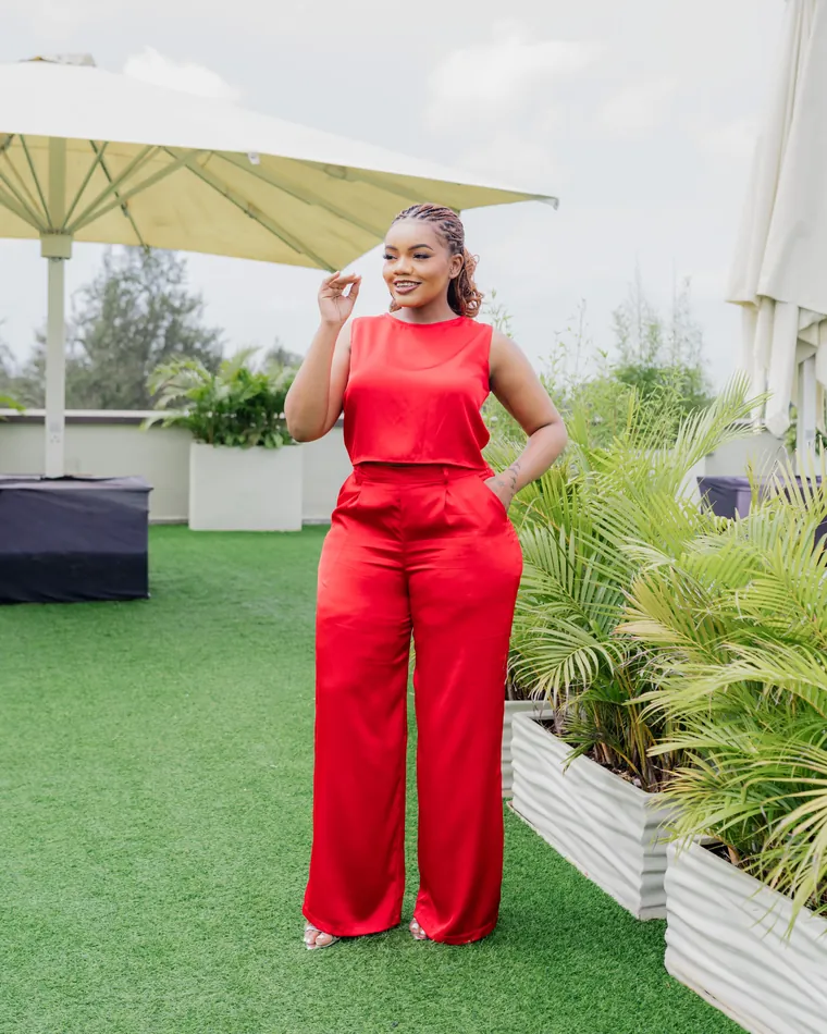 Strawberry Set, corporate